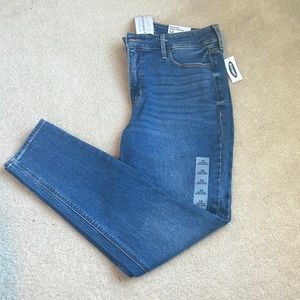 Old Navy Size 12 Super Skinny Jeans